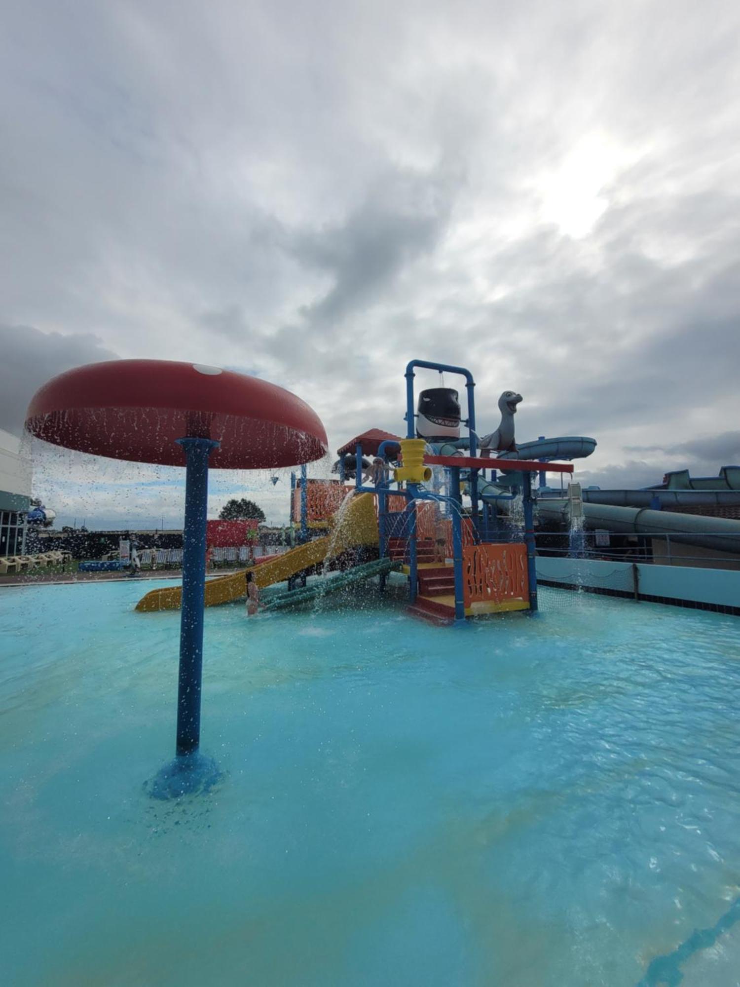 A22 Unity Beach Holiday Resort Unity Brean Sleeps 8 People 3 Bedrooms 1 Pet Stays Free Berrow Zewnętrze zdjęcie